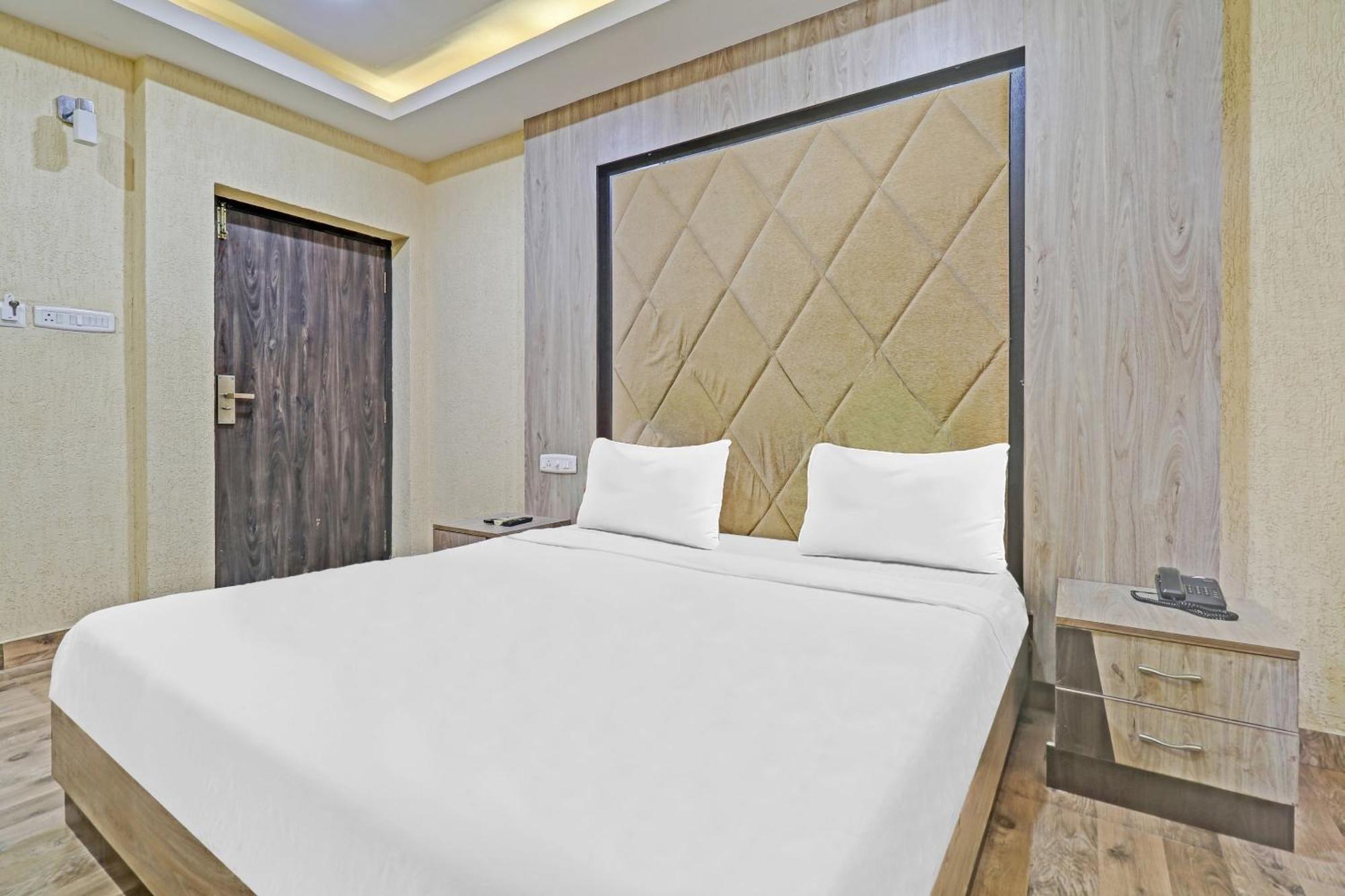 Hotel O Anbu Residency Tiruchirappalli Eksteriør billede