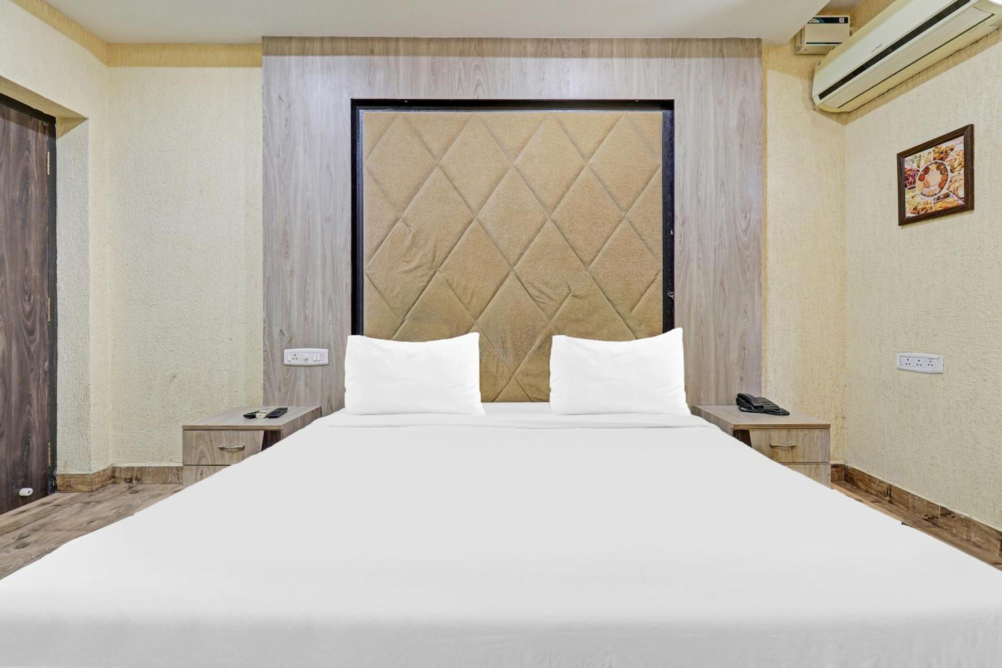 Hotel O Anbu Residency Tiruchirappalli Eksteriør billede
